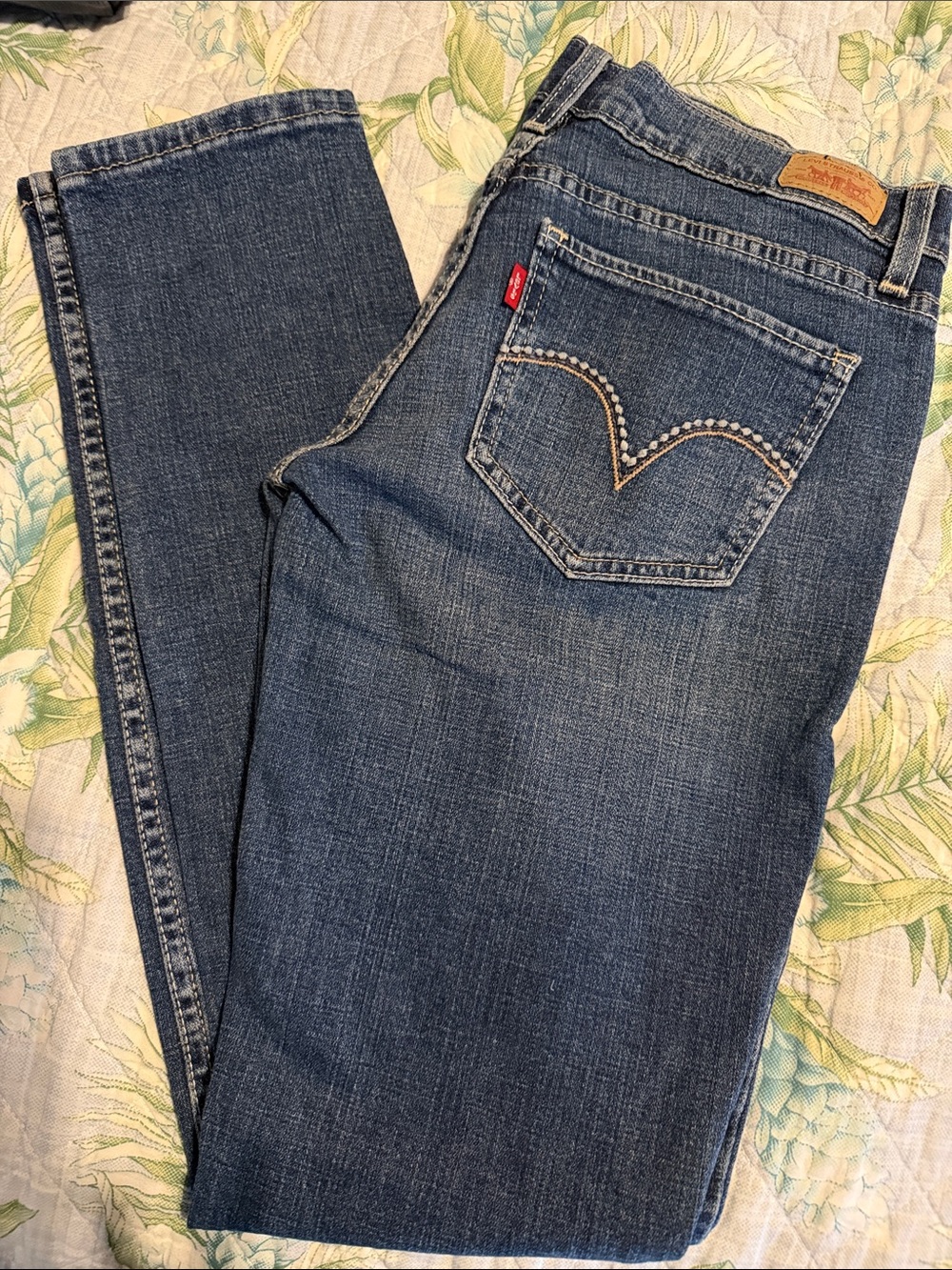 Levi’s Superlow 524 Jeans